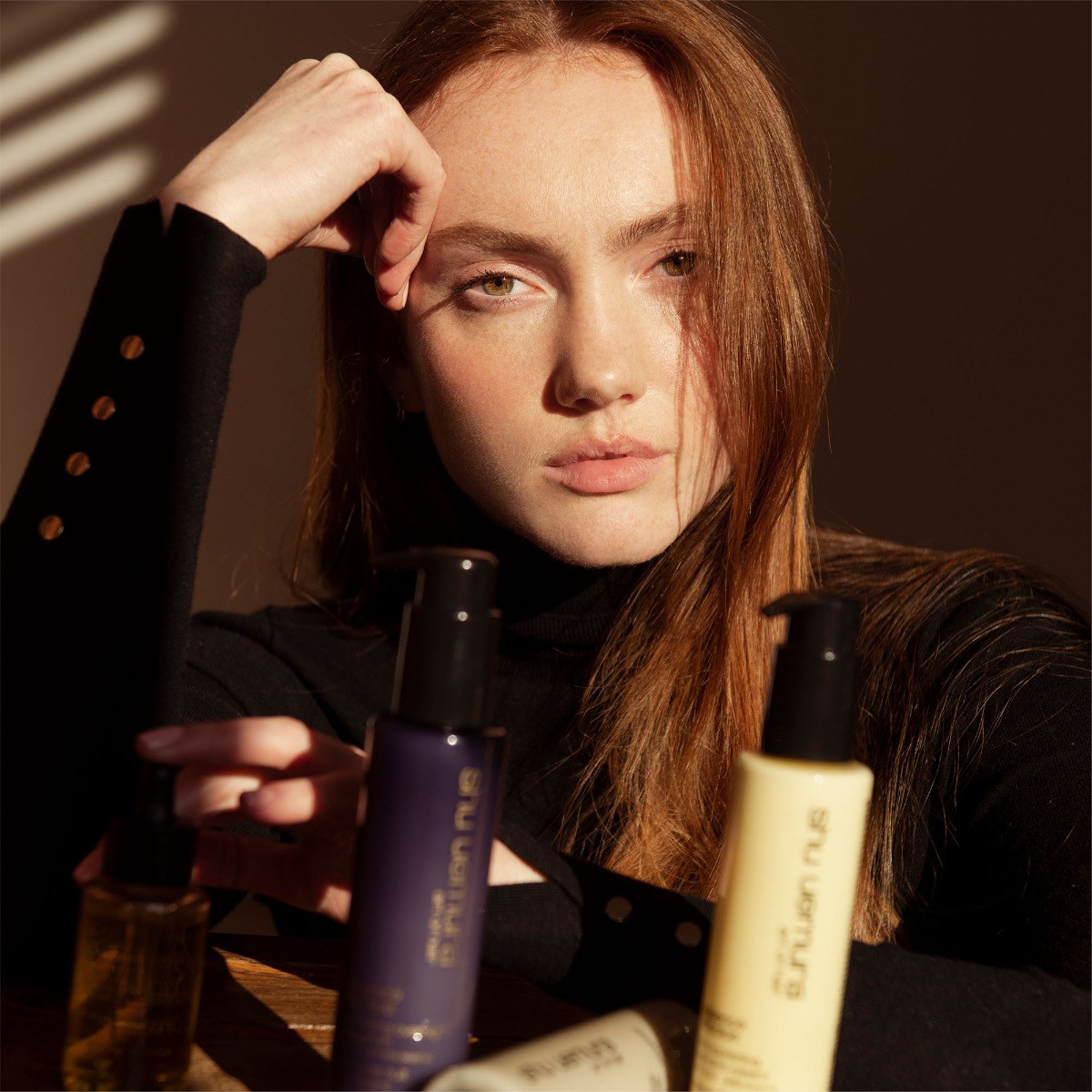 Shu Uemura - Essence Absolue Rich Nourishing Hair Oil-in-Cream (150ml) φωτογραφία