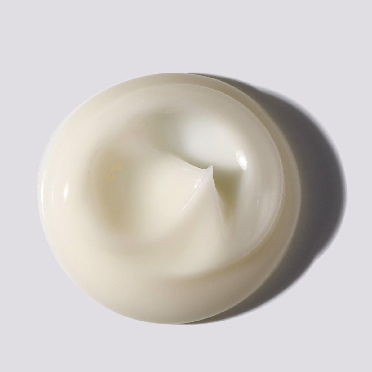 Shu Uemura - Essence Absolue Nourishing Overnight Hair Serum (150ml) φωτογραφία