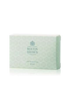 Molton Brown Milk & Oatmeal Soap (75g)