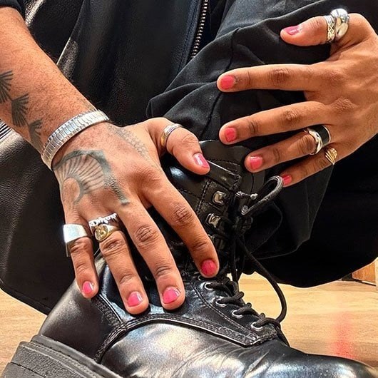 Essie - Loud & Proud (13.5ml) φωτογραφία